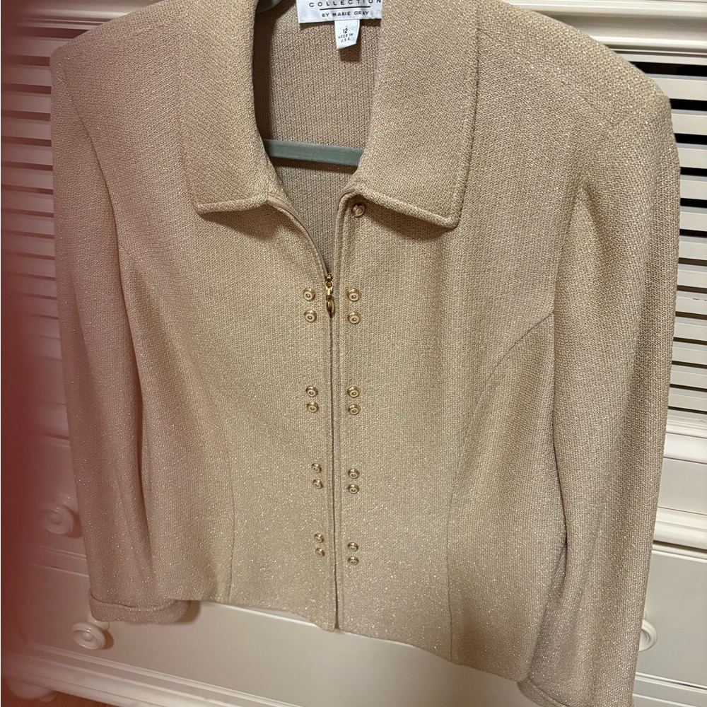 St. John Elegant Cream Blazer